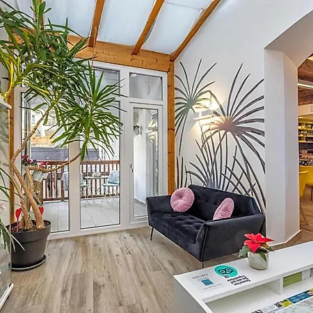 Maison Valentina 4* Мерано